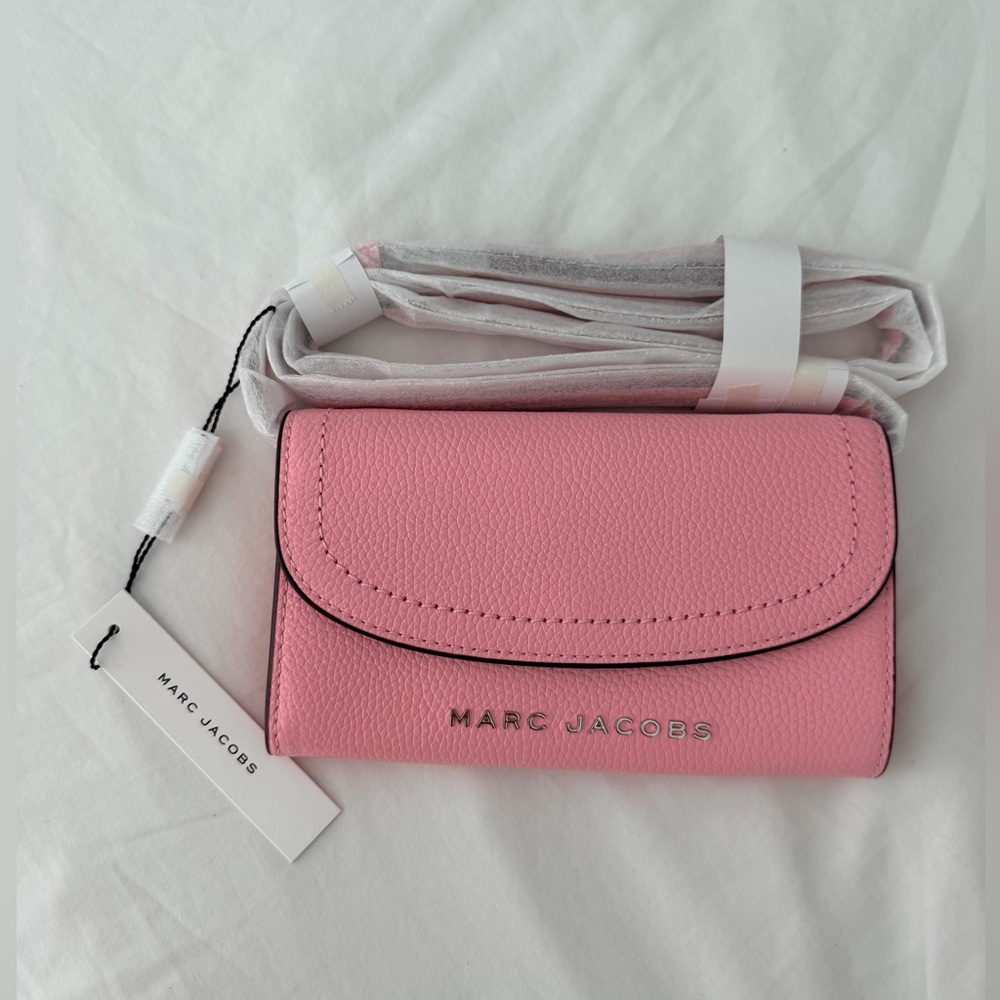 Marc Jacobs Pink Pebbled Leather Crossbody Wallet